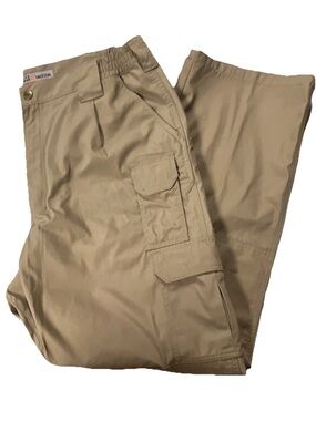 NWOT 5.11 Tactical Cargo Pants Mens 36x32 Khaki Tan Heavy Duty Work Hiking